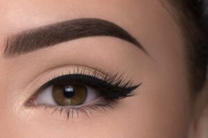 Cantik ALami, Yuk Lihat Tips Memilih Sulam Alis Natural Disini
